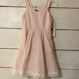 Rare Editions Pink seersucker striped Dress with Lace Hem NWT size 10